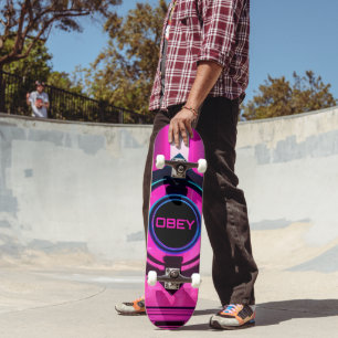 Cyberpunk Neon Obey Streetwear Sci-Fi Stad Skateboard