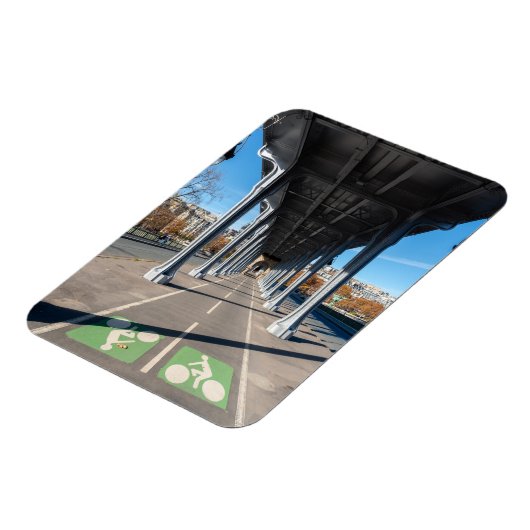 Cycle Path on the pont Bir-Hakeim - Parijs, Frankr Magneet (Linkerzijde)