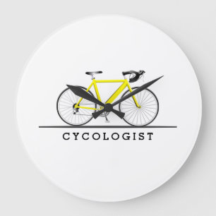 Cycoloog tekst met gele fiets grote klok