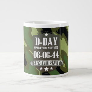 D-day Jubileum badge met camouflage Jumbo Mok