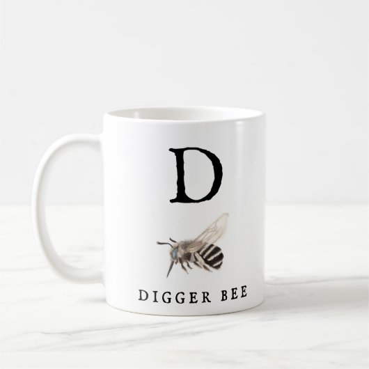 "D" Digger Bee Coffee Mok (Links)