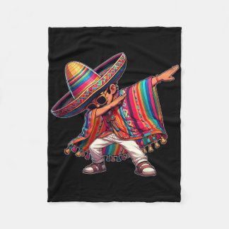 Dabbing Mexican Poncho Cinco De Mayo Men Sombrero  Fleece Deken
