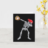 Dabbing Skeleton Baseball Halloween Player Catcher Kaart (Gele Bloem)