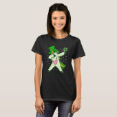 Dabbing unicorn shamrock St Patrick's Day T-shirt (Voorkant volledig)