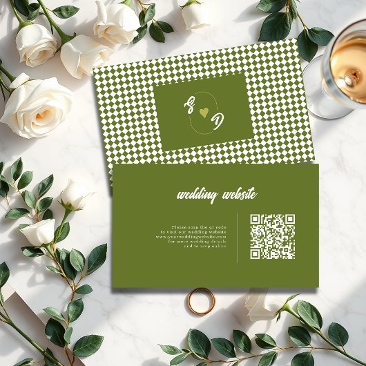 D'accompagnement Carte de mariage à carreaux avec code QR vert oliv