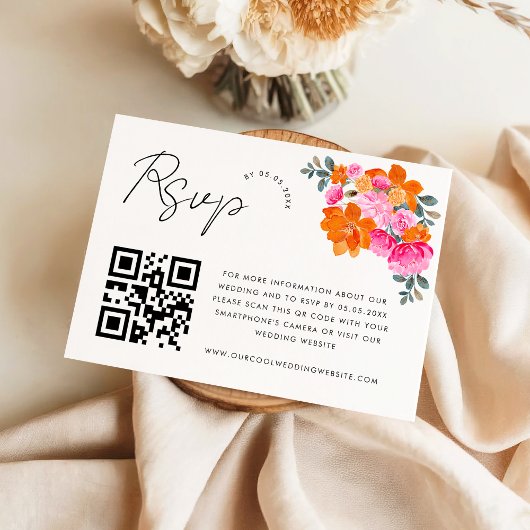 D'accompagnement Carte de réponse QR Code florale vibrante rose et