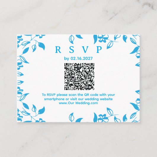 D'accompagnement carte de réponse QR simple bleue florale rustique (Devant)