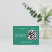 D'accompagnement Élégant Emerald Green QR Code Site Web Carte RSVP (Debout devant)