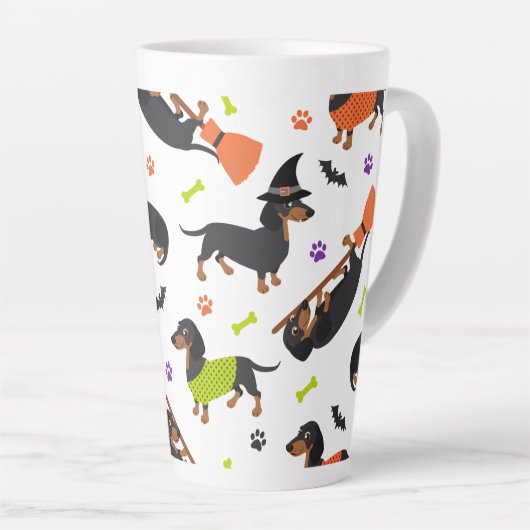 Dachshund Halloween Latte Mug (Angle droit)
