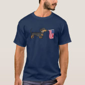Dachshund Holding Amerikaanse vlag Doxie Wiener Ei T-shirt (Voorkant)