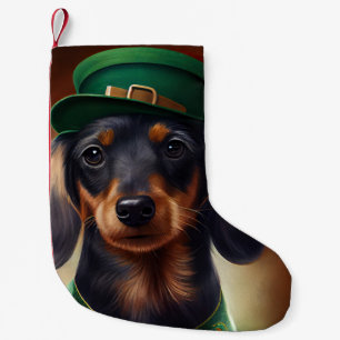 Dachshund-hond in St. Patrick's Day-jurk Kleine Kerstsok