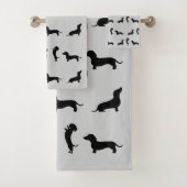 Dachshund noir et blanc (En situation)