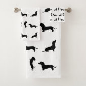 Dachshund noir et blanc (En situation)