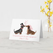 Dachshunds en amour carte fiançailles (garçon/fill (Fleur jaune)
