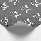 Dachshunds Weddenschap met aangepaste tekst Cadeaupapier (Hoek)