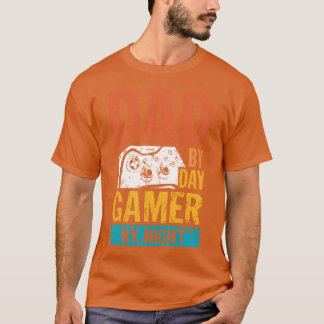 Dad By Day Gamer By Night Vader Gaming familie T-shirt