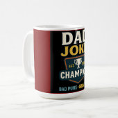 Dad Joke Champion 2025 Mug – Bad Puns, Great Fun! (Devant gauche)