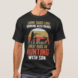 Dads als Drink grote vaders gaan jagen met jongen T-shirt
