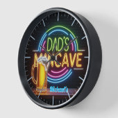 Dads Mancave Bar Horloge Neon Beer Nom personnalis (Angle)