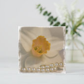 Daffodil et perles Faire-part de mariage (Debout devant)