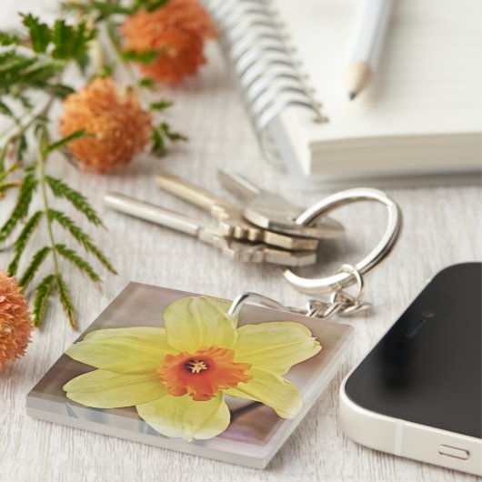 Daffodil Scriptsleutel Ring Sleutelhanger (Voorkant Rechts)