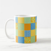 Daffodils Coffee Mok: Country Style Faux-Patchwork Koffiemok (Links)
