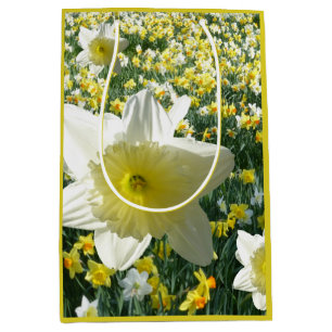 Daffodils Spring Flowers Field Gift Bag Medium Cadeauzakje