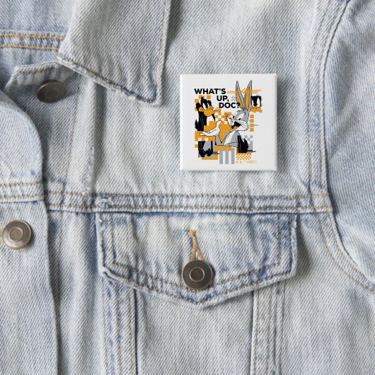 DAFFY DUCK™ & BUGS BUNNY™ Glitch Vierkante Button 5,1 Cm (In situ)