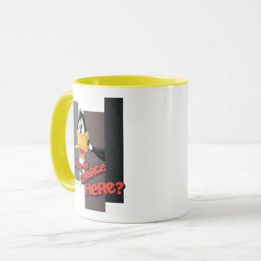 DAFFY DUCK™ "Who is in Charge here" Mok (Voorkant links)