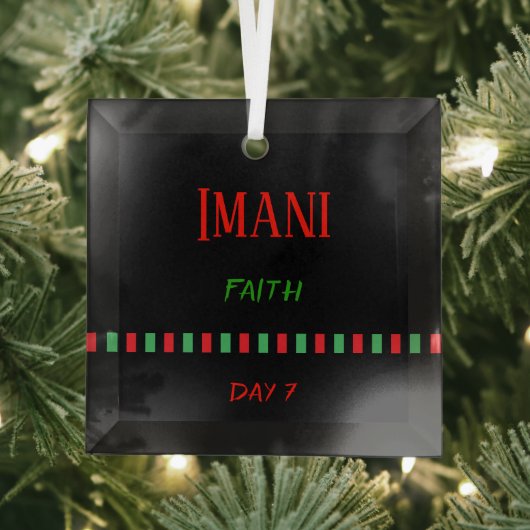Dag 7 Imani Kwanzaa Glas Ornament (Insitu)