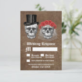 Dag van de dode schedel paar bruiloft RSVP Kaarten (Staand voorkant)