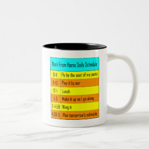 Dagelijkse werkplanning thuis tweekleurige koffiemok