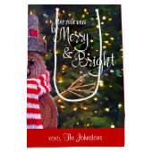 Dagen Be Merry Bright Rustic Snowman Aangepaste na Medium Cadeauzakje (Achterkant)