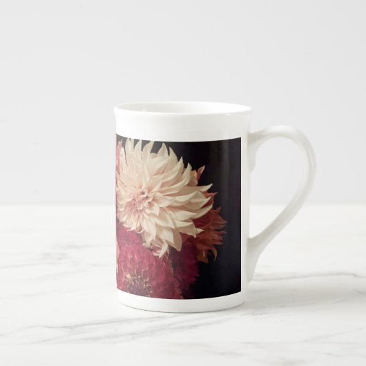 Dahlias Bone China Tea Mug (Droite)