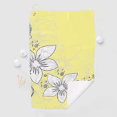 Dainty Floral Scroll on Yellow Golfhanddoek (Insitu)