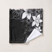 Dainty Floral Scroll sur noir (Gant de toilette)