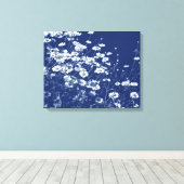 Daisies - Cyanotype-effect Canvas Afdruk (Insitu (Houten vloer))
