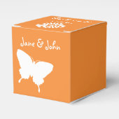Daisies en Vlinders in Oranje Favor Box Bedankdoosjes (Voorkant Zijde)