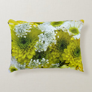 Daisies, Mums en Queen Anne's Lace Bouquet Accent Kussen