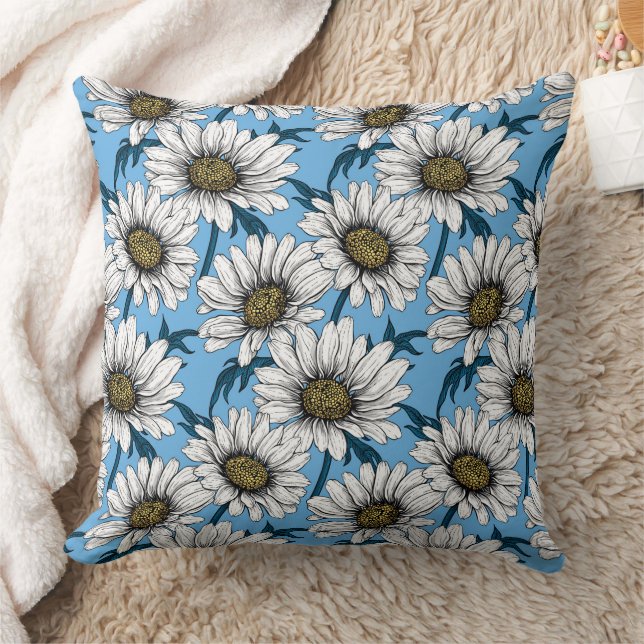 Daisies, wilde bloemen op blauw kussen (Deken)