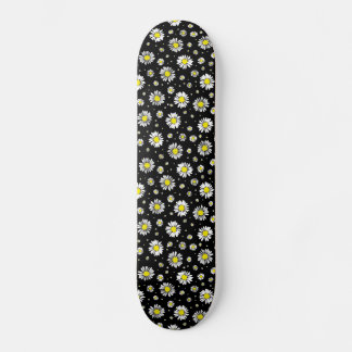 Daisies - Zwarte Floral Skateboard