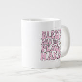 Daisy and Peace Makers Slogan Extra Grote Beker (Voorkant rechts)