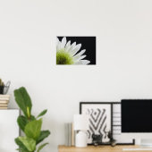 Daisy Flower on Black Poster (Thuiskantoor)