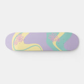 Daisy Groove Pastel Roze, Geel, Paarse & Groen Skateboard (Horizontaal)