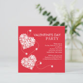 Daisy Hearts Valentines's Day Party Invitations (Debout devant)