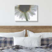 Daisy in de regen canvas afdruk (Insitu (Slaapkamer))