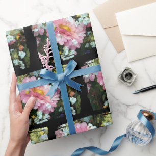 Daisy in roze cadeaupapier