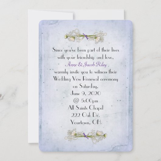 daisy macro in paarse tint met verscheurde papiere kaart (Achterkant)