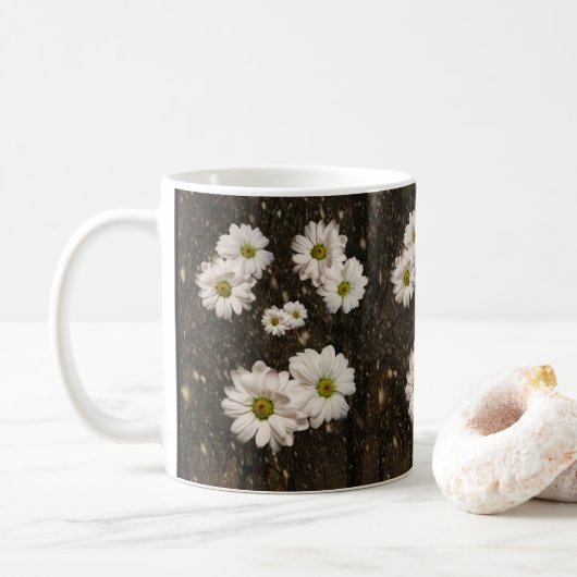 Daisy Mok (Met donut)