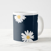 Daisy op blauw patroon extra grote beker (Voorkant rechts)